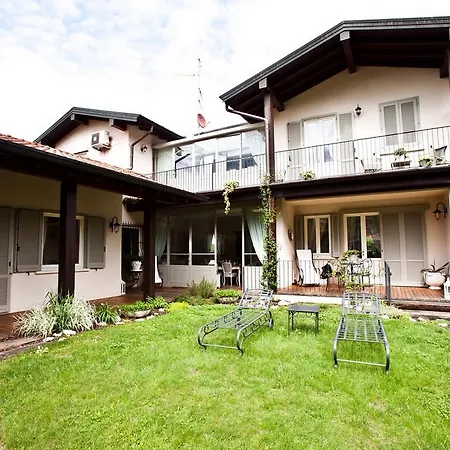 Villa Carlotta *